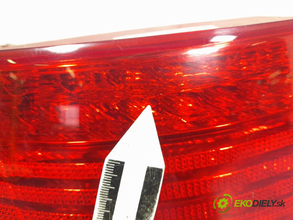 Audi A6 2004 svetlo / reflektor zad ľavá Vonkajsia: 4F5945095N