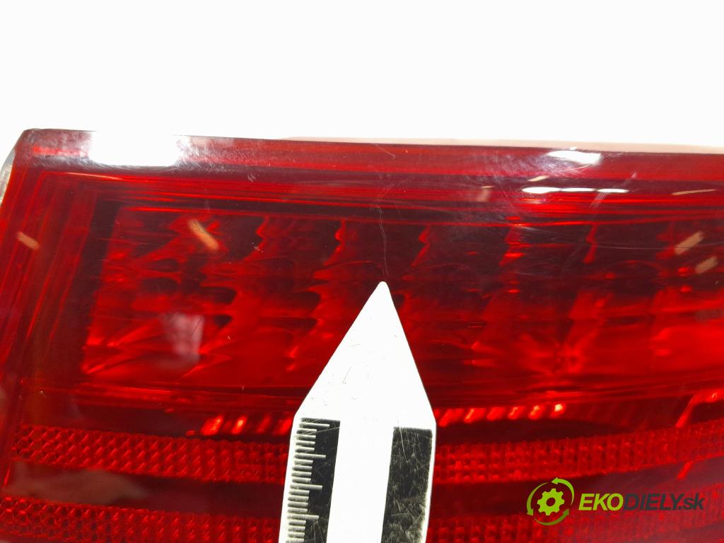 Audi A6 2004 světlo Zad: Práva: Mimo: