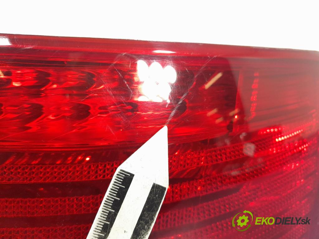 Audi A6 2004 světlo Zad: Práva: Mimo: