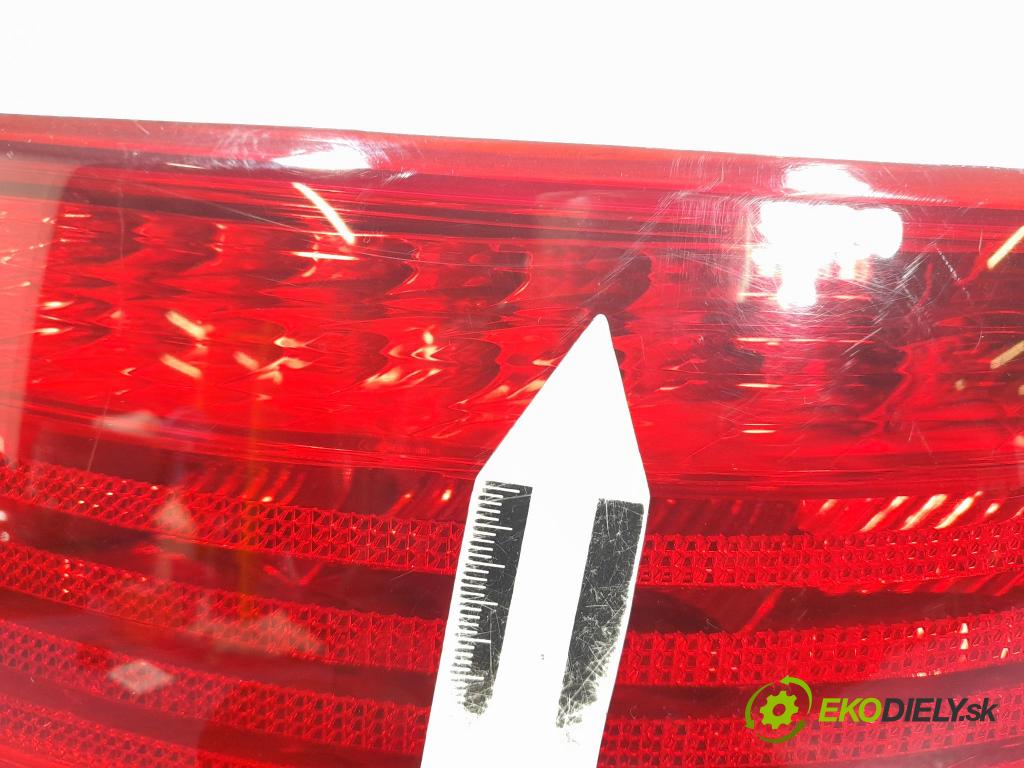 Audi A6 2004 světlo Zad: Práva: Mimo: