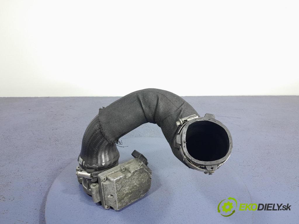 Audi A6 2004 klapka 4E0145950C