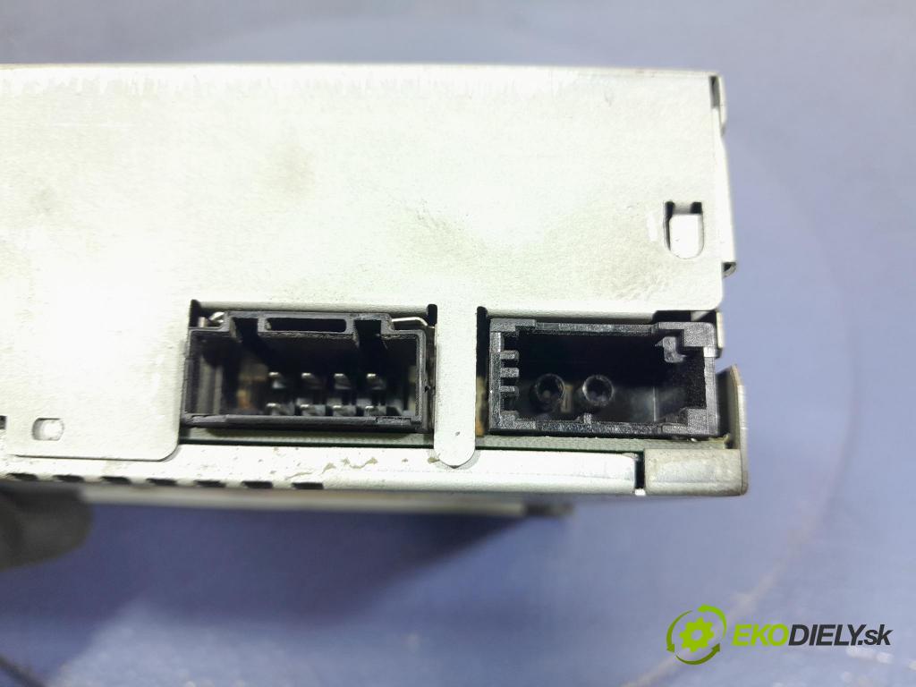 Audi A6 2004 Radio I Navigácia: 4E0910887DX