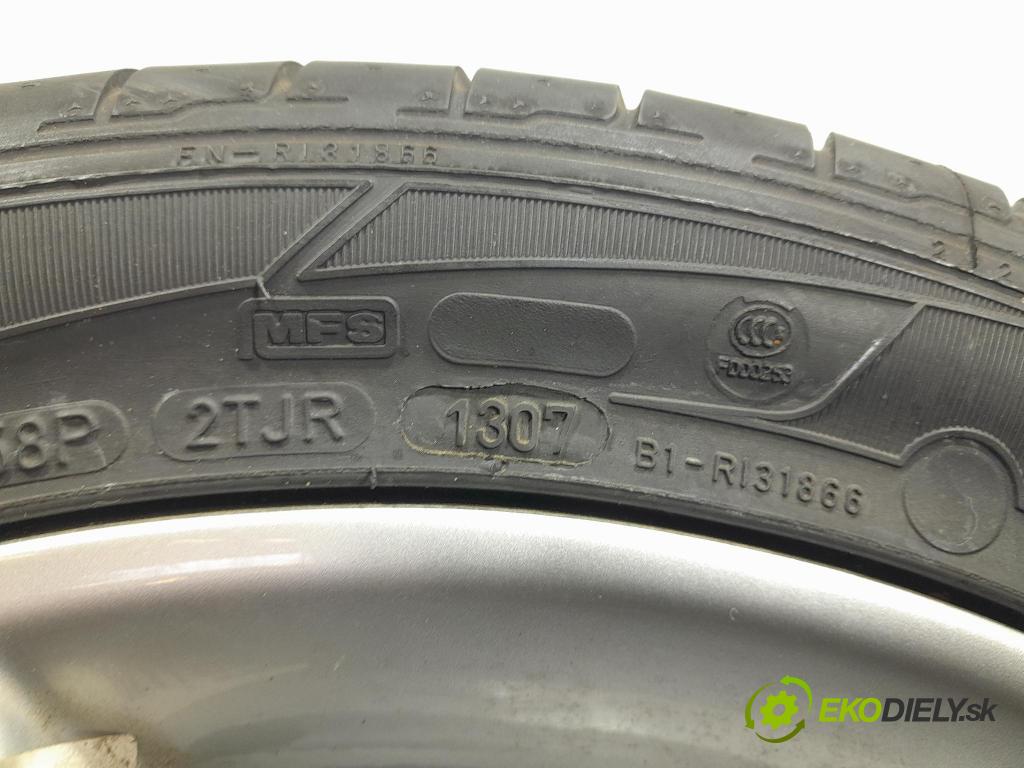 Audi A6 2004 koleso Prístup: