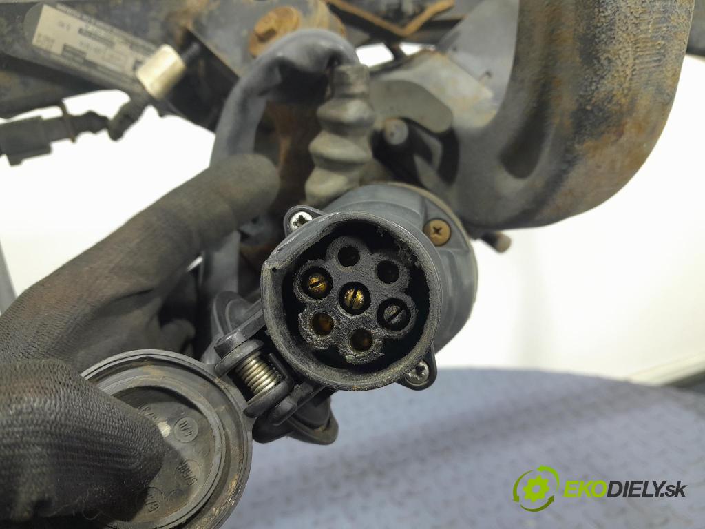 Audi A6 2004 Hák: Do Prívesy: 4F0800491A