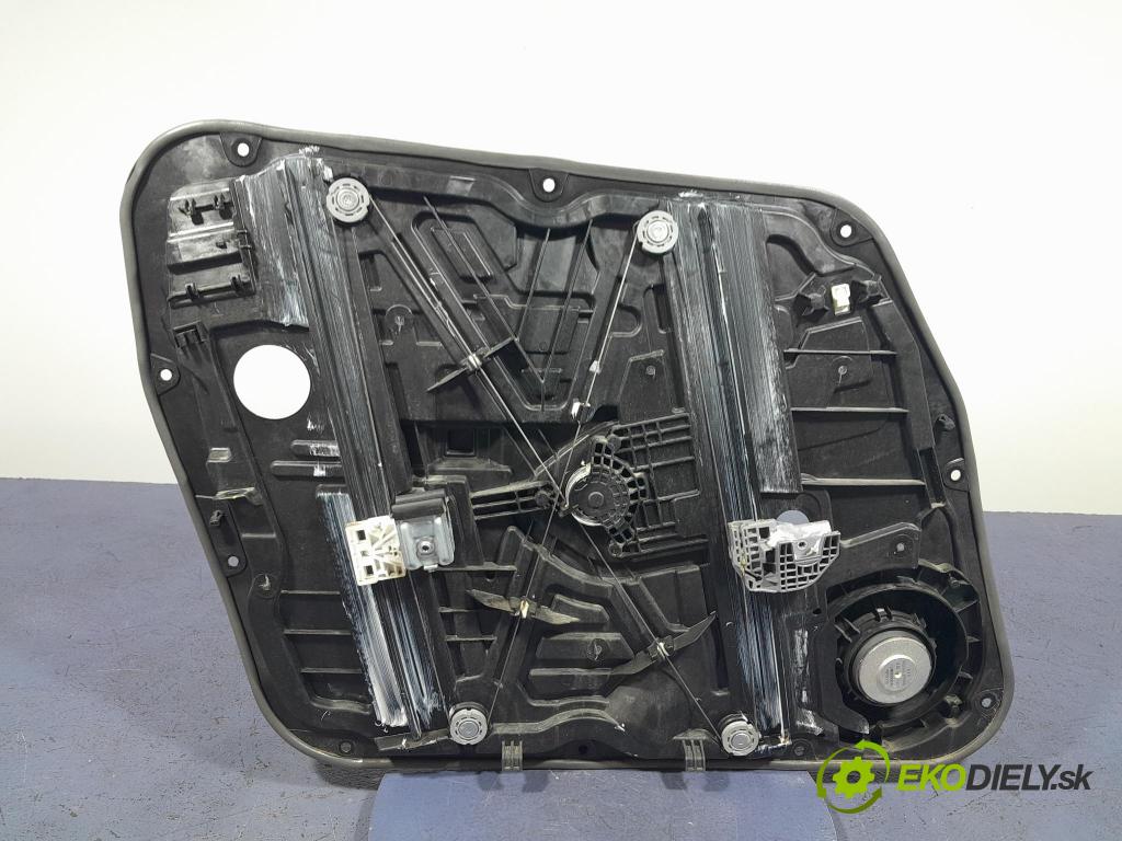 Kia Sportage 2021 mechanizmus okna Okná: Predné v pravo: 82480-F1010