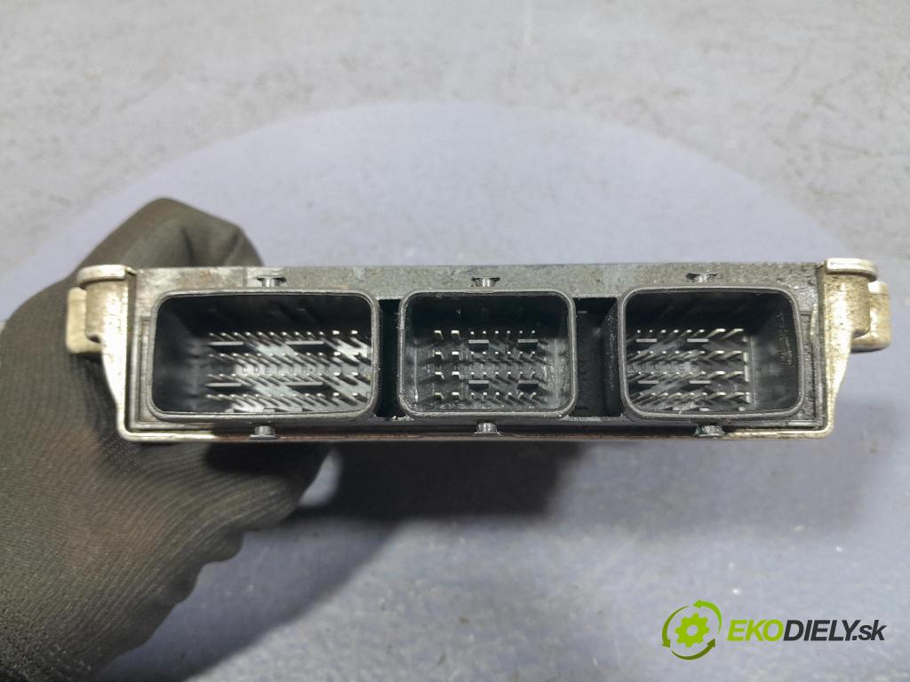 Citroen C3 2005 riadiaca jednotka Motor: 9661700480