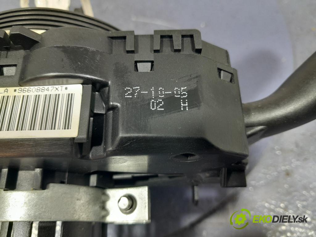 Citroen C3 2005 prepínač Komplex: 96608847XT