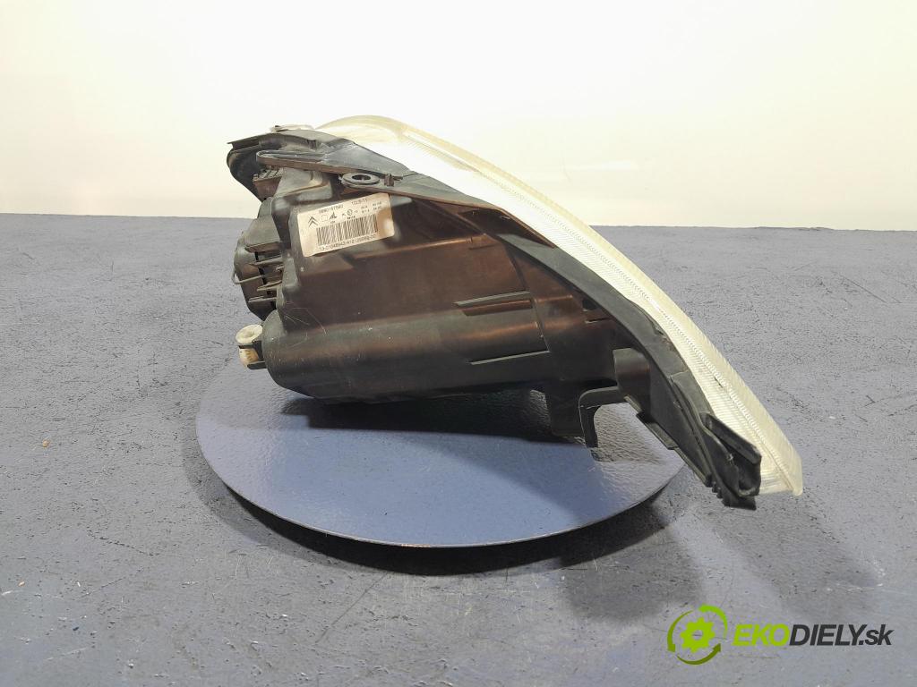 Citroen C3 2005 Reflektor: Vľavo: 9680157580