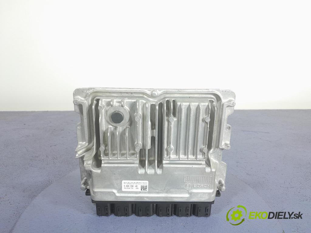 Bmw Seria 1 2020 riadiaca jednotka Motor: 5A24334