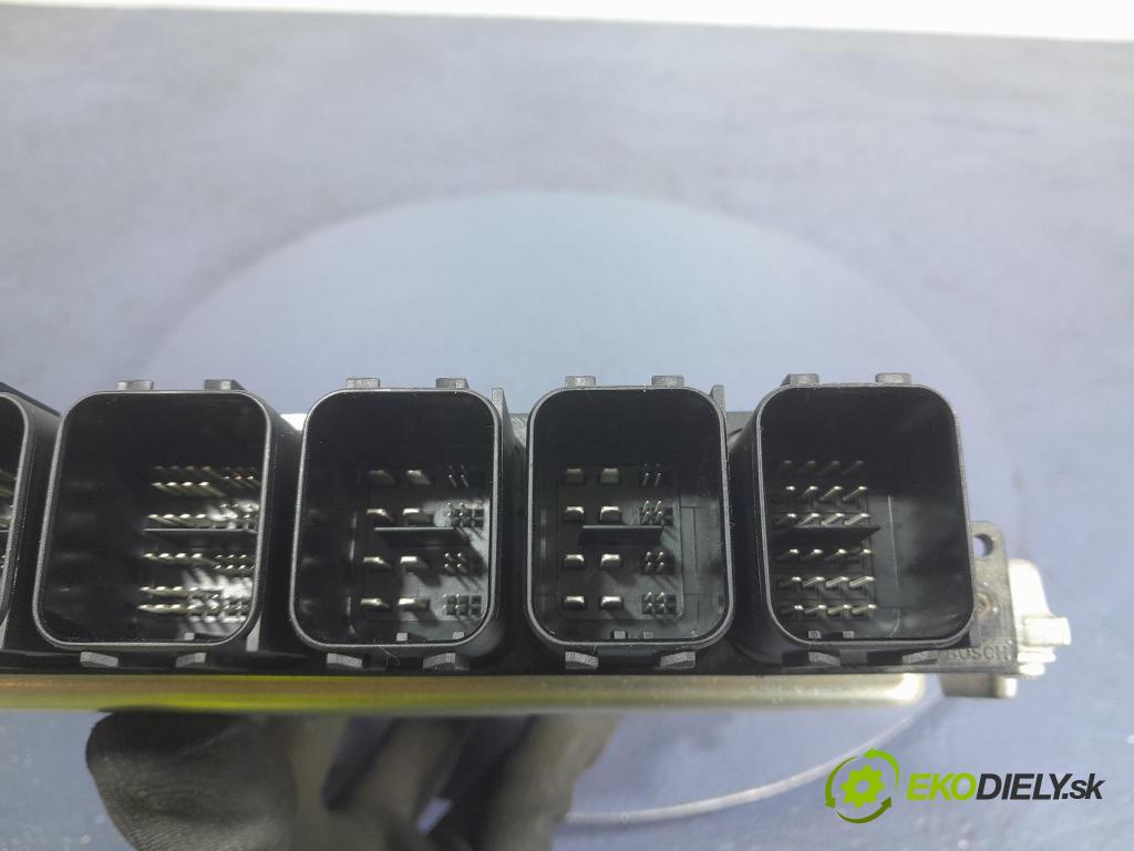 Bmw Seria 1 2020 riadiaca jednotka Motor: 5A24334