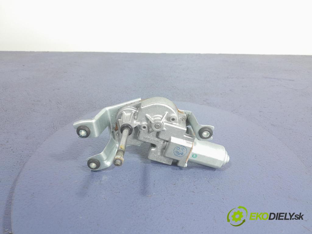 Bmw Seria 1 2020 motor: Stierače: zad 8495516