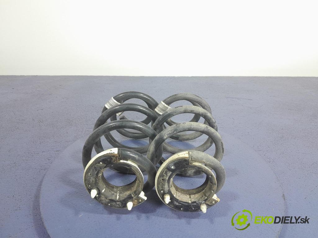 Bmw Seria 1 2020 pružina zad 