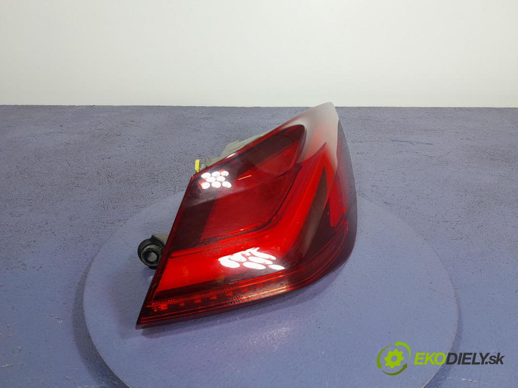 Bmw Seria 1 2020 svetlo / reflektor zad Prava: Vonkajsia: 7450644