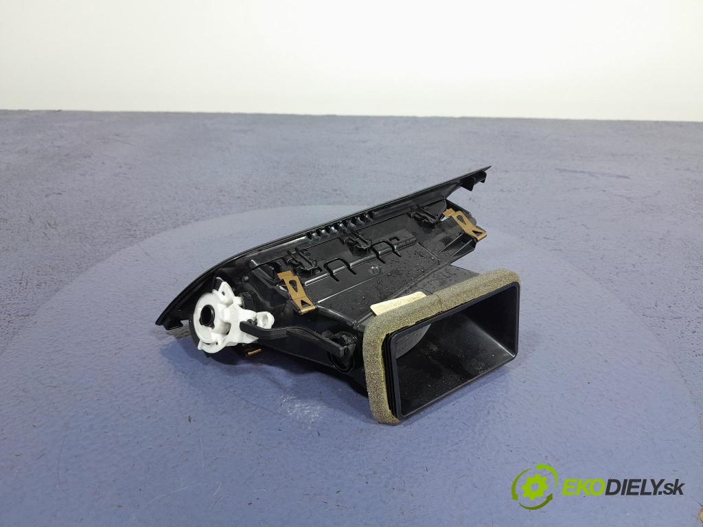 Bmw Seria 1 2020 GRIDS: Prúd vzduchu: Vzduch: 6823189