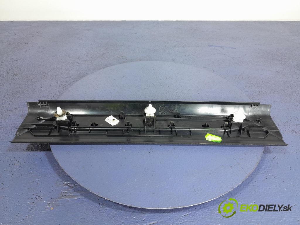 Bmw Seria 1 2020 lišta Dekoratívne: Prah: 7469183