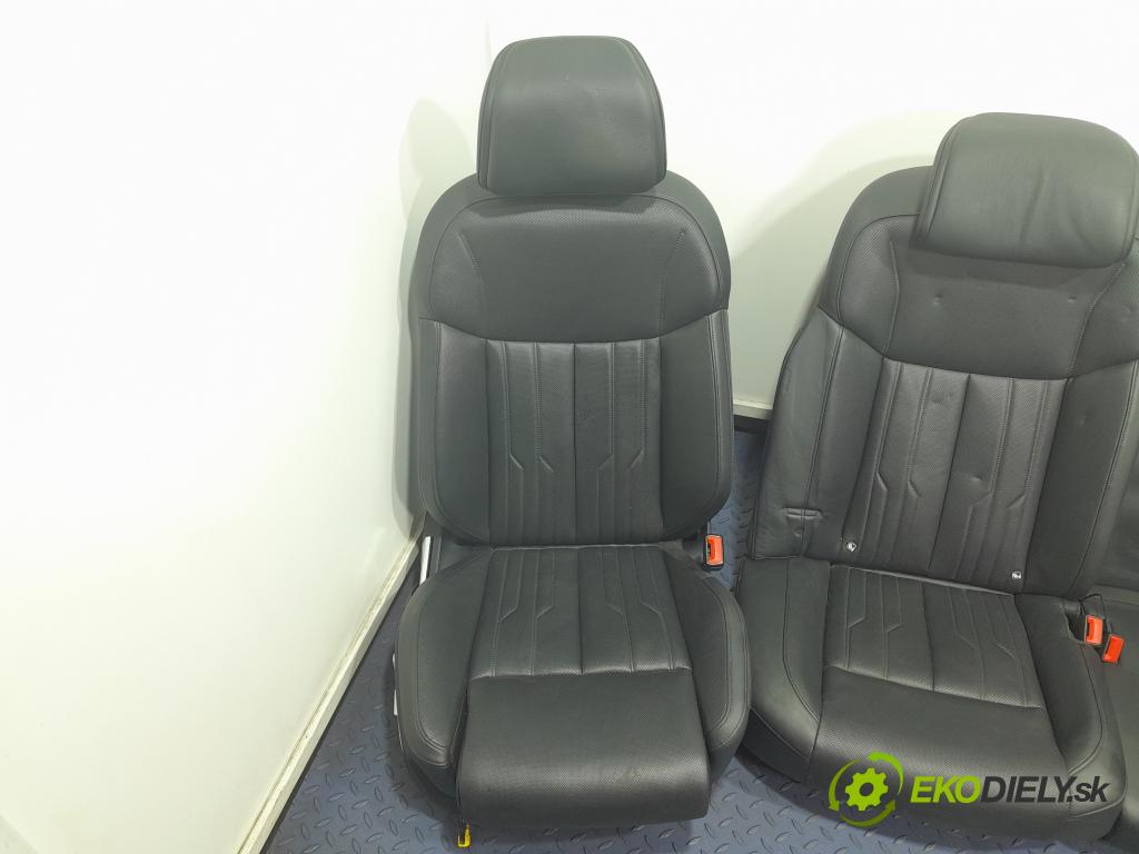 Audi A8 2019 sedačke: Soubor. 01