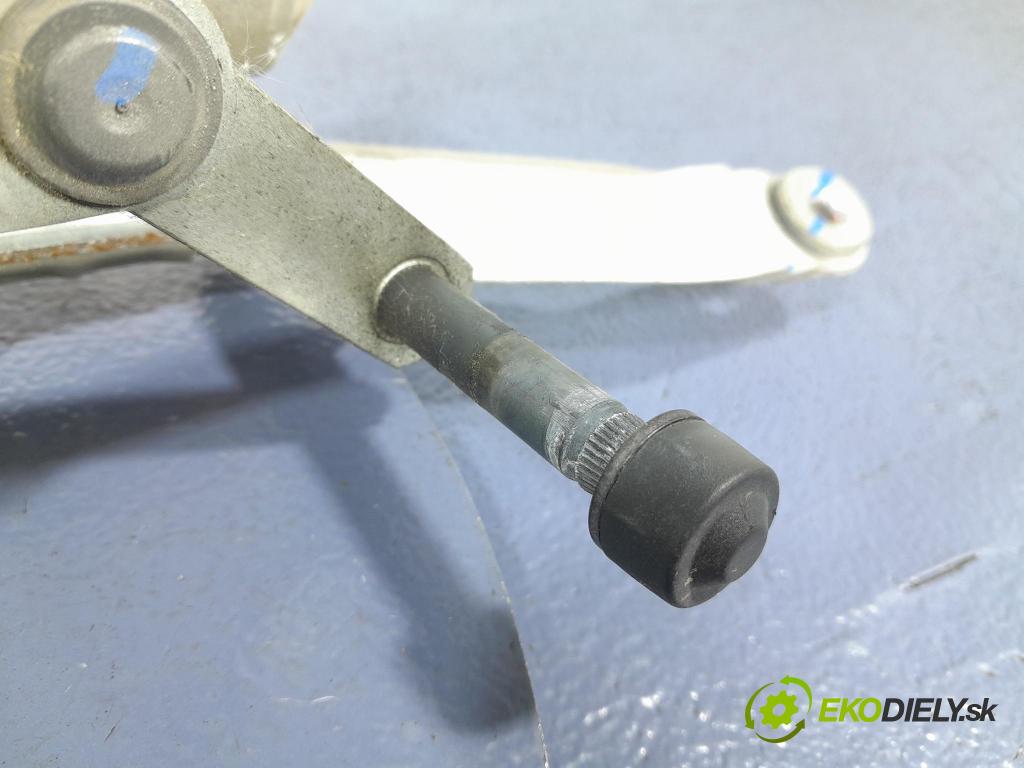 Bmw Seria 1 2020 mechanizmus motor: Stierače: Predné 7453953