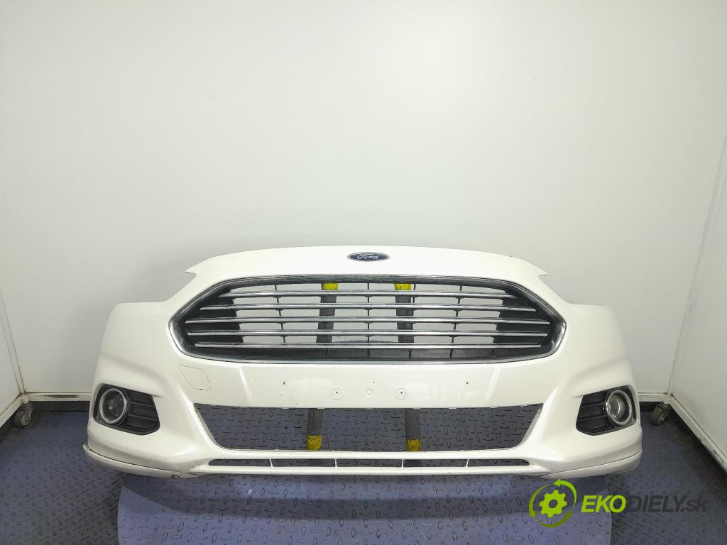 Ford Fusion 2013 nárazník před