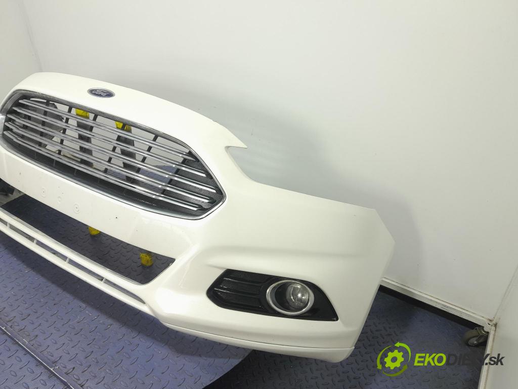 Ford Fusion 2013 nárazník před