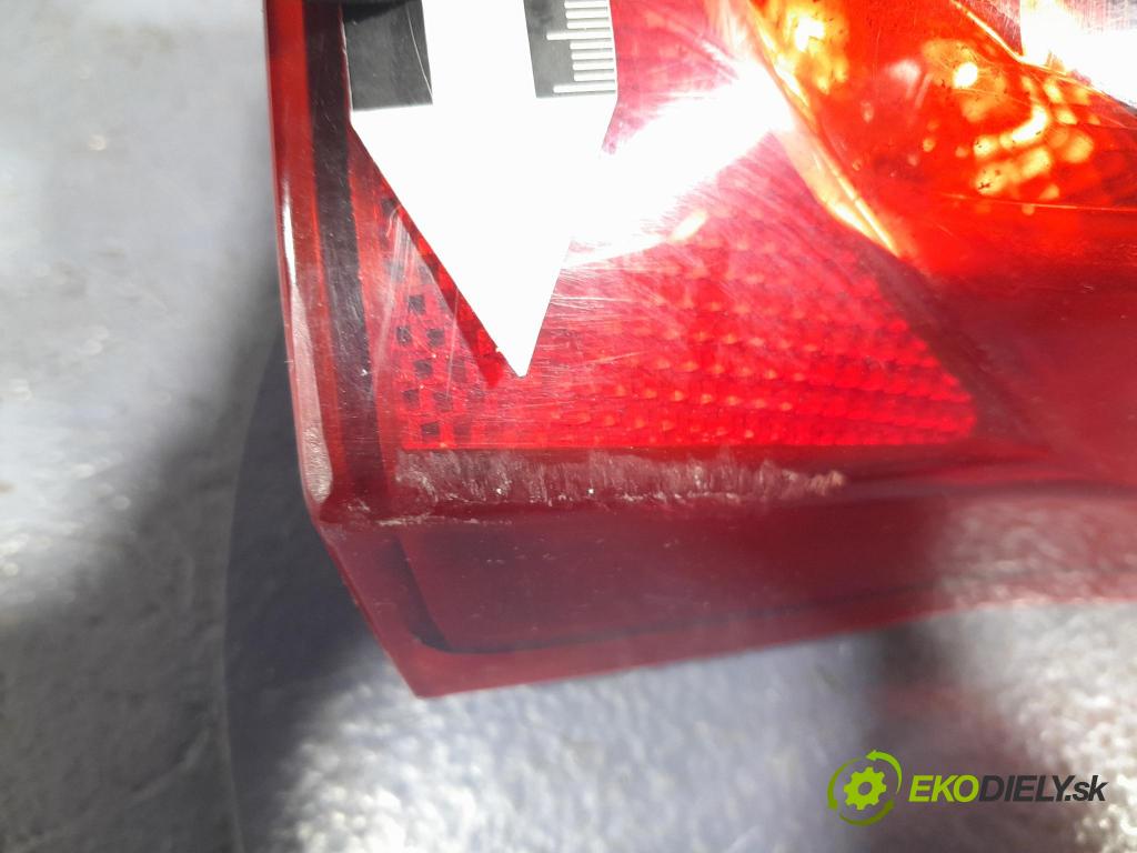 Fiat Fiorino 2015 světlo Zad: Práva: Mimo: 01353205080E