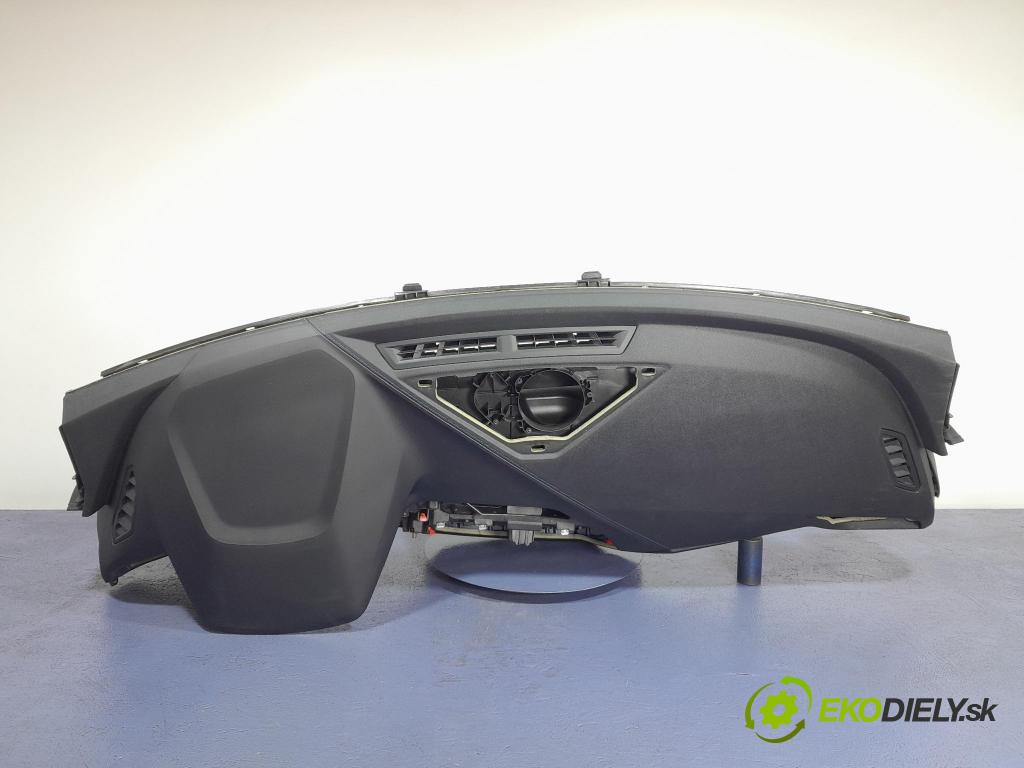 Bmw Seria 1 2020 kokpit,pristrojová doska