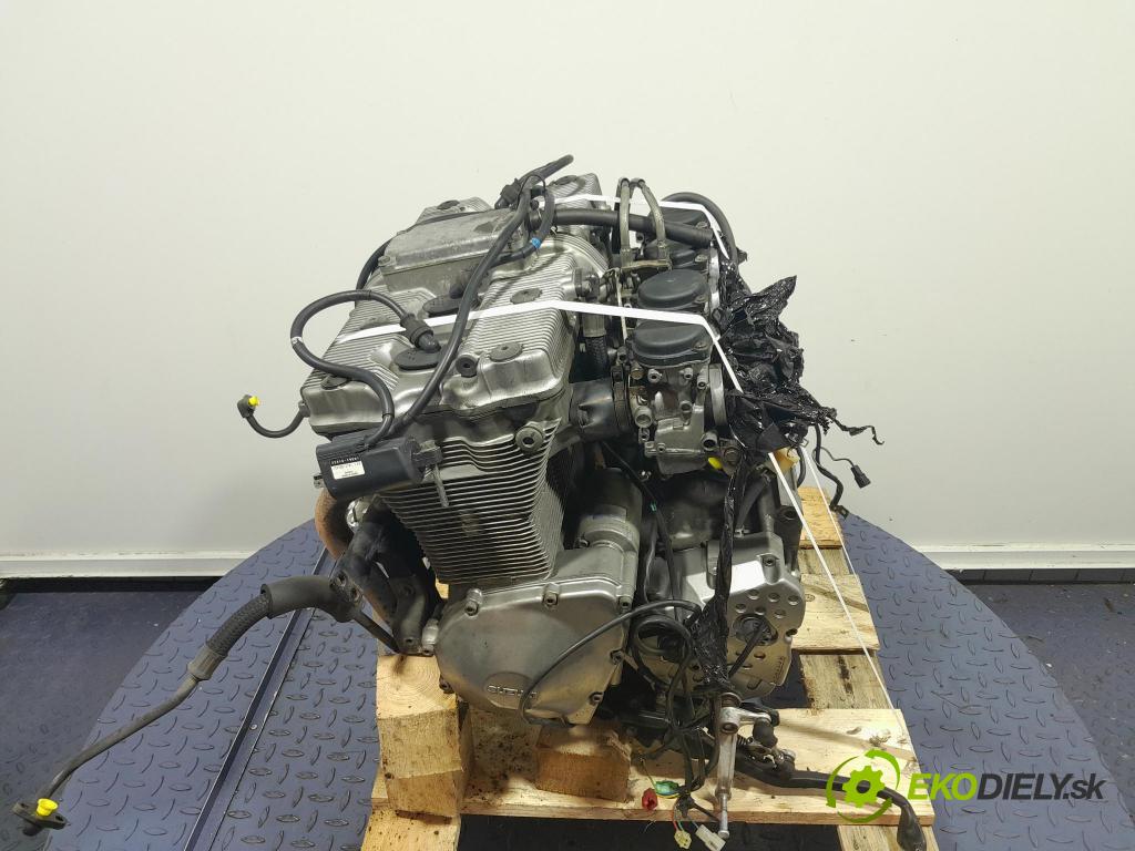 Suzuki Gsx 600fw 1998 motor Benzín: