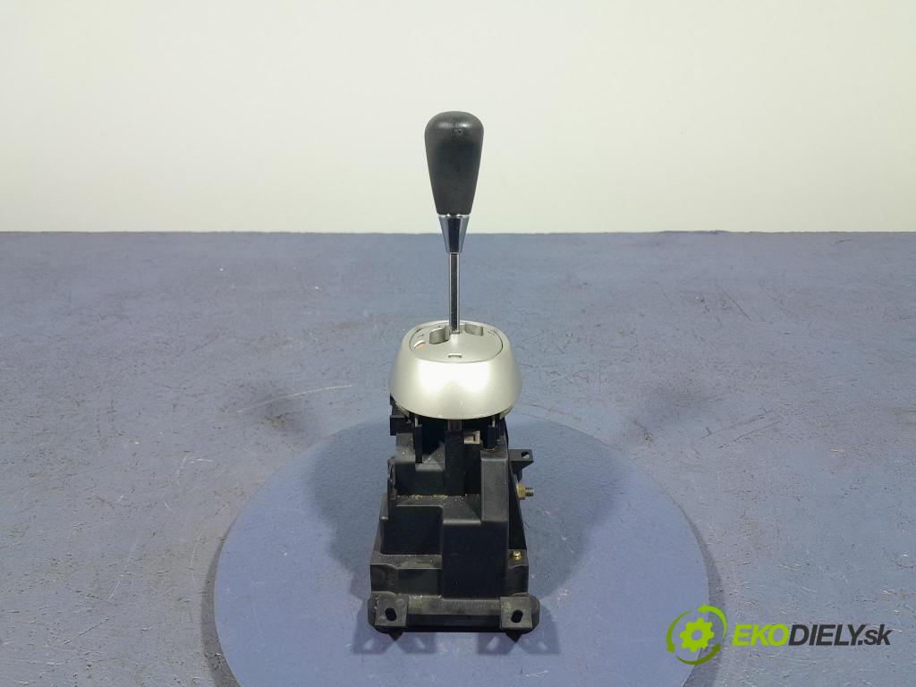 Toyota Yaris 2004 Páka: Zmeny: 89451-52020