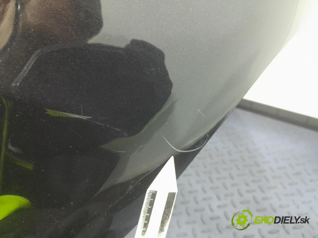 Opel Astra 2011 nárazník Zad: