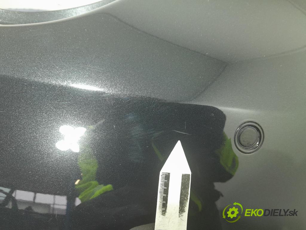 Opel Astra 2011 nárazník Zad: