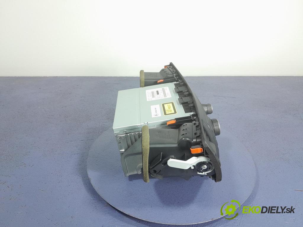 Honda Accord 2008 Radio I Navigácia: 39100-TL4-G000
