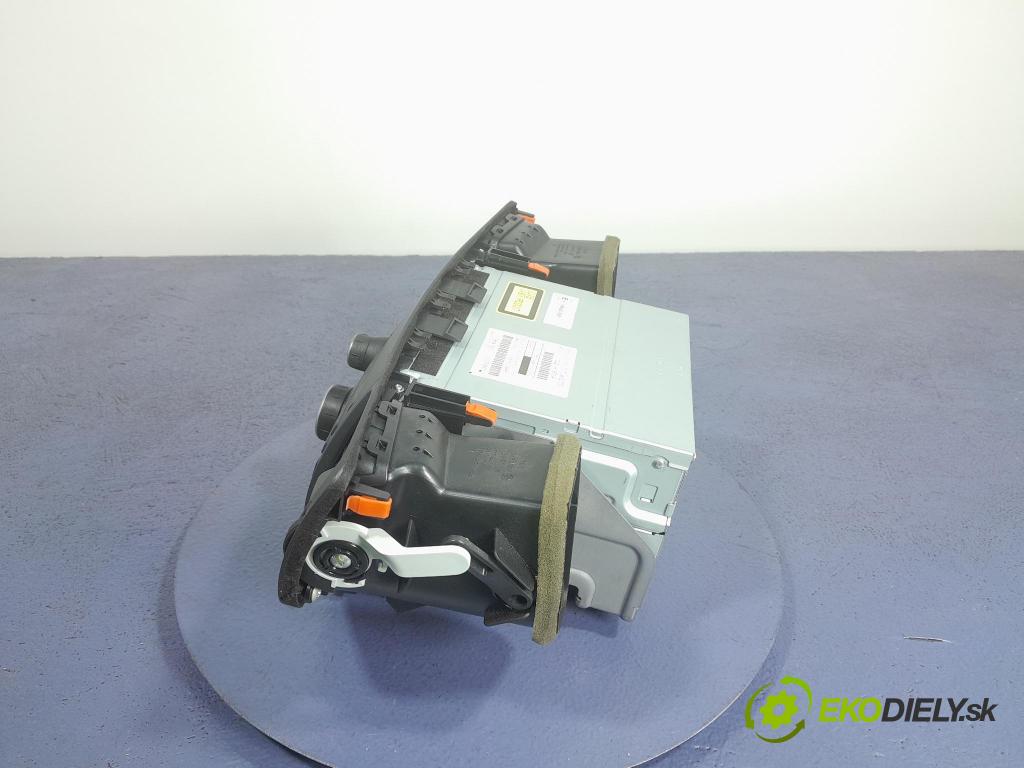 Honda Accord 2008 Radio I Navigácia: 39100-TL4-G000