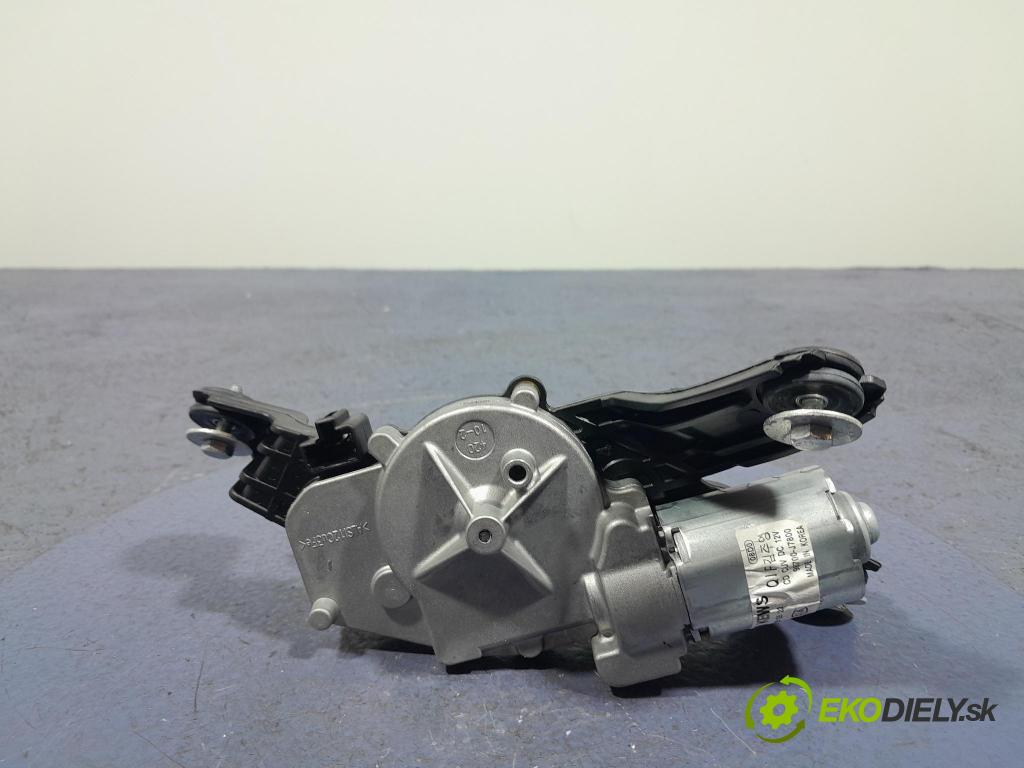 Kia Xceed 2021 motor: Stierače: zad 98700-J7800