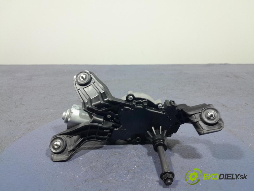 Kia Xceed 2021 motor: Stierače: zad 98700-J7800
