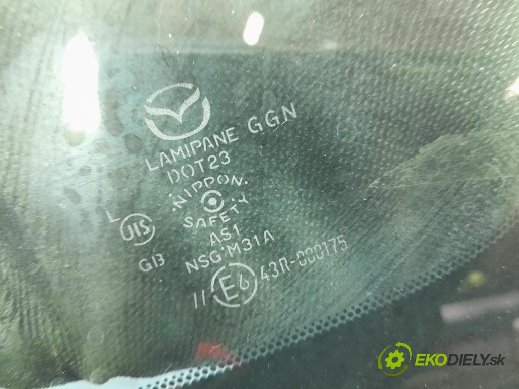 Mazda 6 2015 sklo Predné: přední: