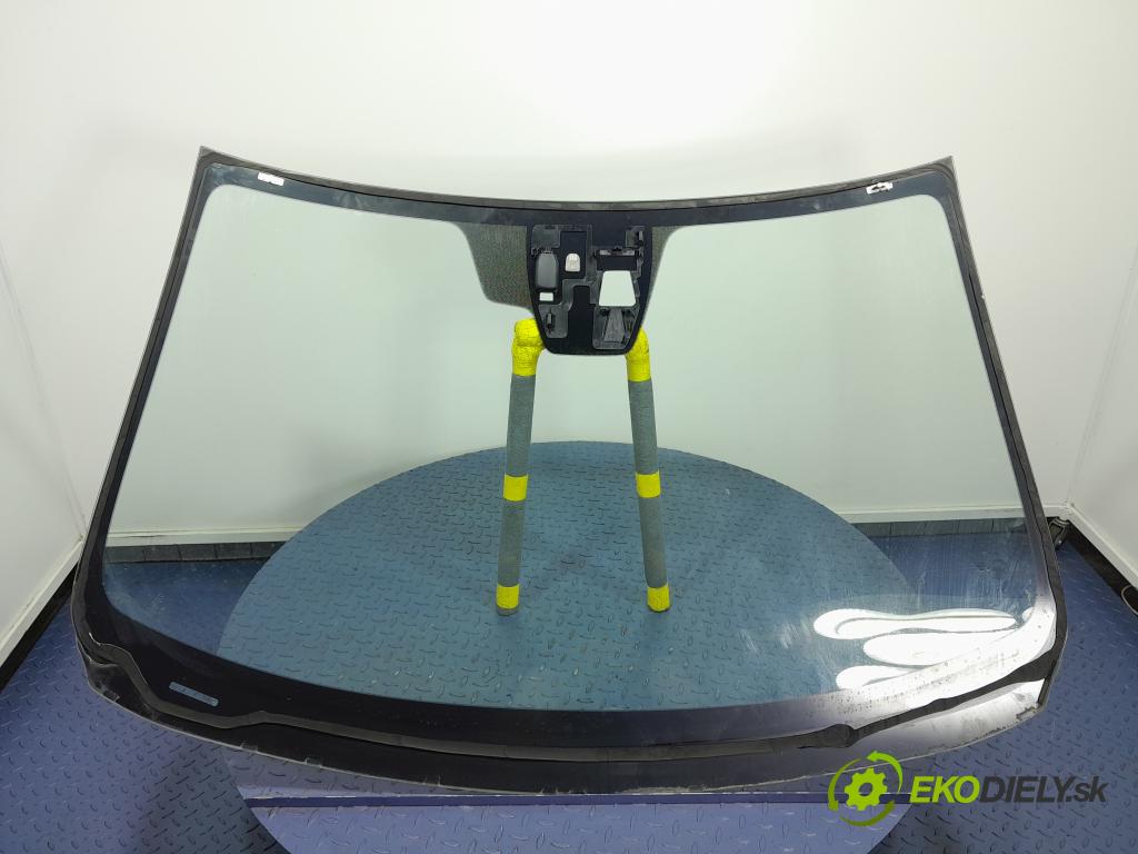 Mazda 6 2015 sklo Predné: přední: