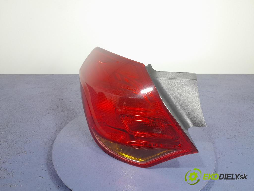 Opel Astra 2011 světlo Zad: levá Mimo: