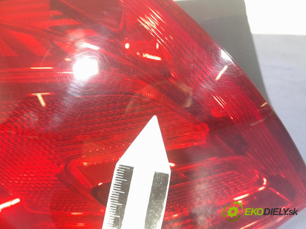 Opel Astra 2011 světlo Zad: levá Mimo: