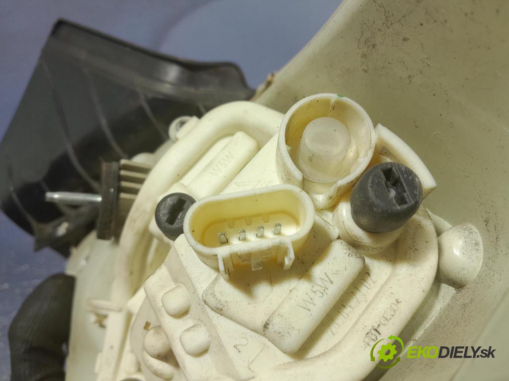 Opel Astra 2011 světlo Zad: levá Mimo: