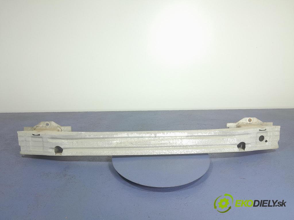 Opel Astra 2011 výztuha narazník Zad: