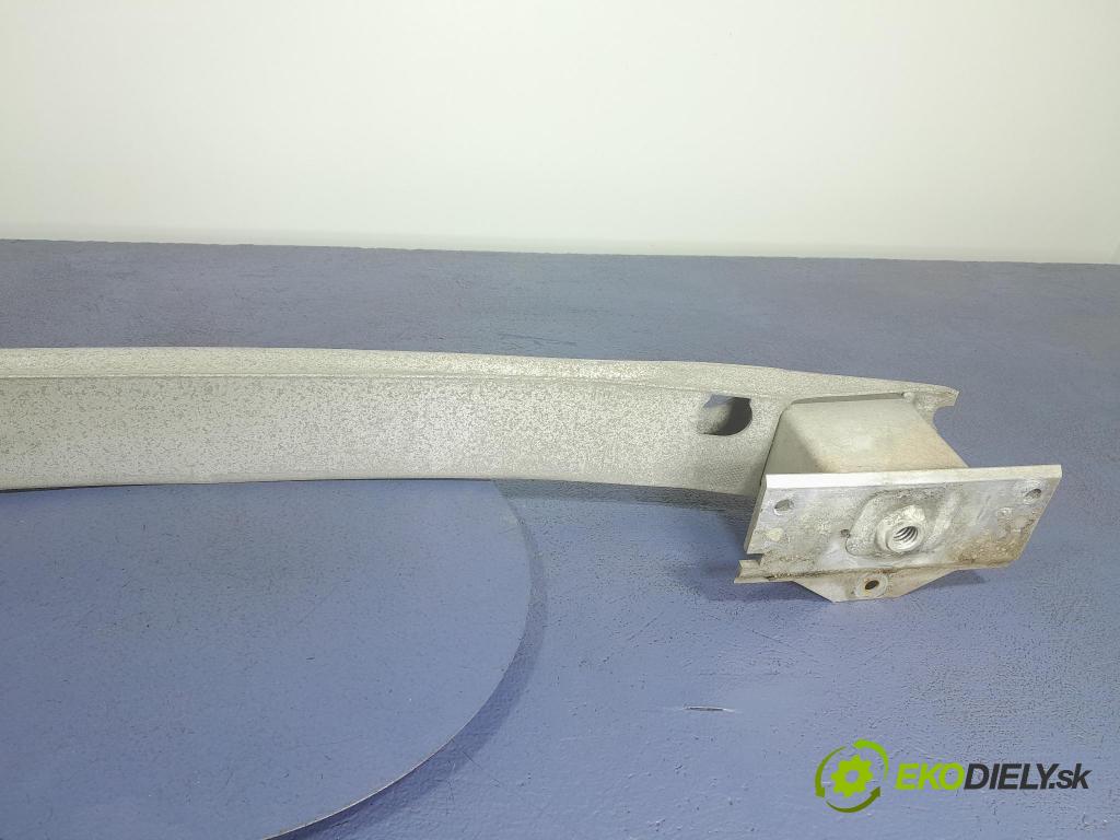 Opel Astra 2011 výztuha narazník Zad: 