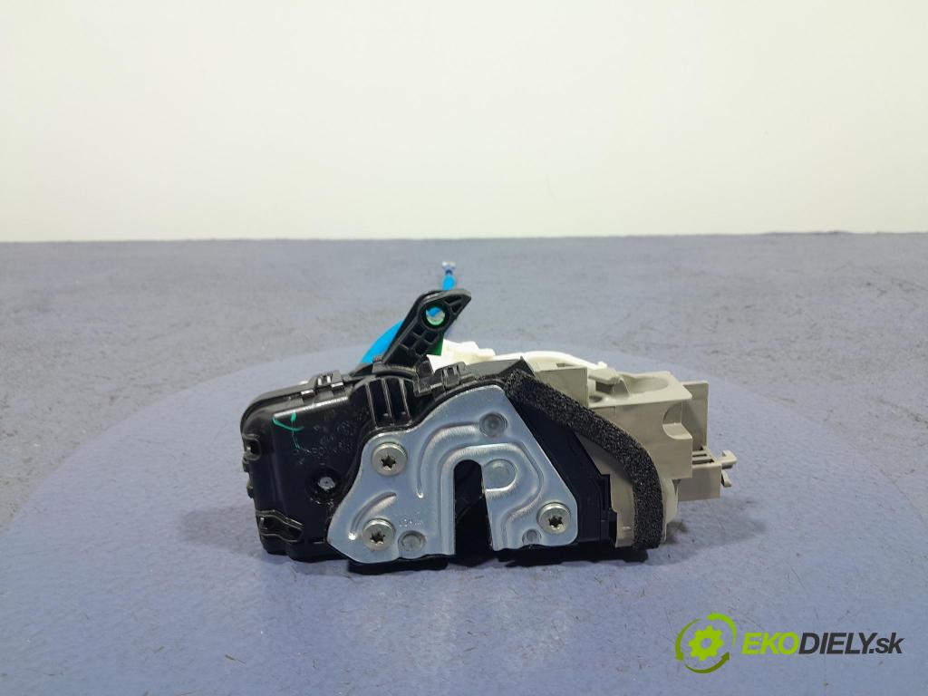 Kia Xceed 2021 zámok dvere Predné Vľavo: 81310-J7010