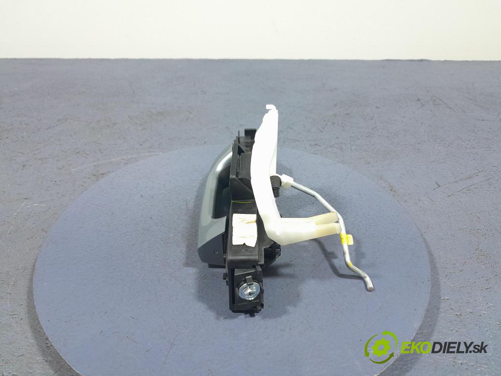 Kia Xceed 2021 rukoväť Predné ľavá 