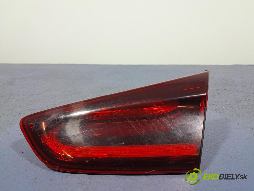 Kia Xceed 2021 svetlo / reflektor zad Prava: Vnútri: 92404J7350