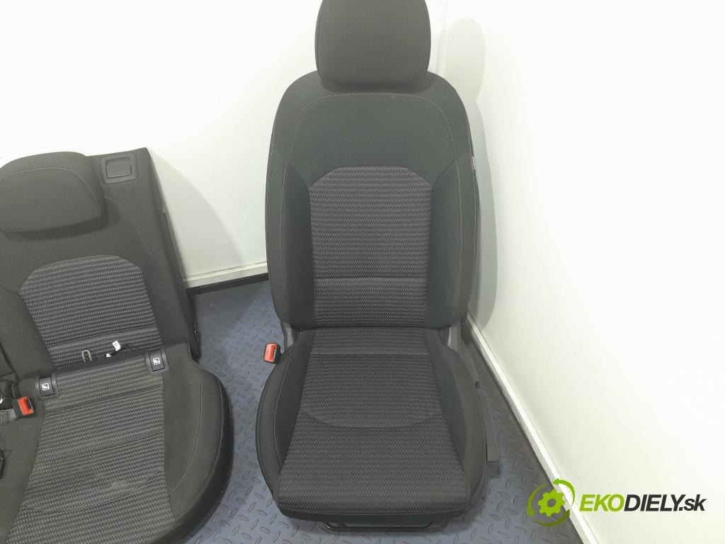 Kia Xceed 2021 sedačke: Set.: