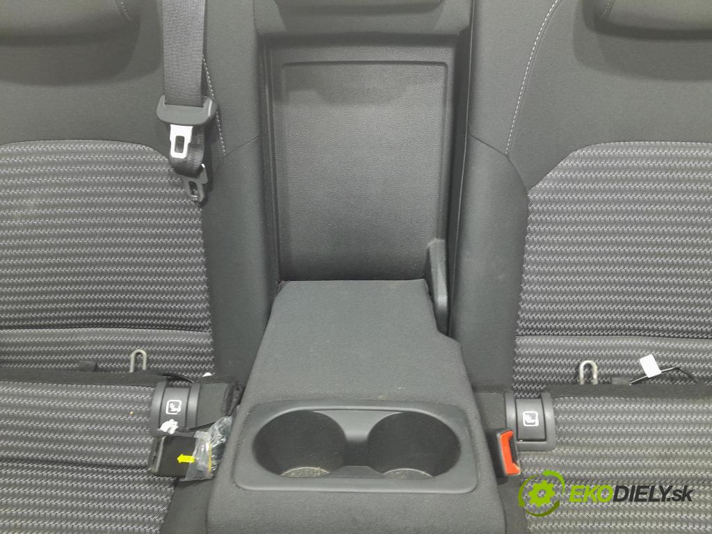 Kia Xceed 2021 sedačke: Set.: