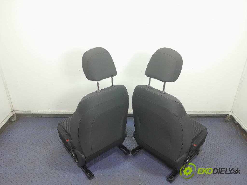 Kia Xceed 2021 sedačke: Set.: