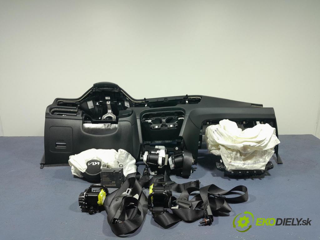 Kia Xceed 2021 kokpit,pristrojová doska 80100-J7100