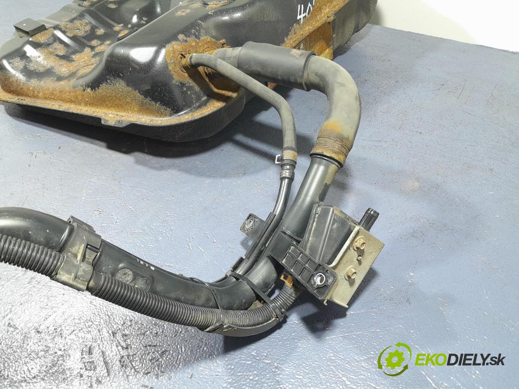 Hyundai I40 2013 Nádrž: paliva 31100-3Z100