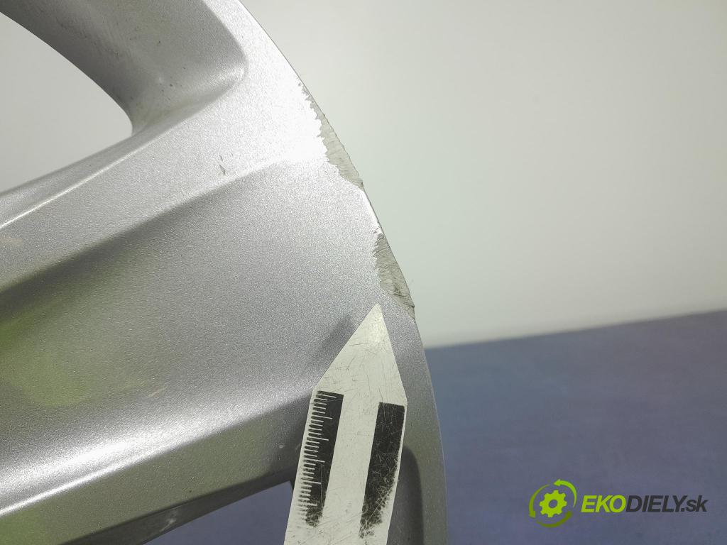 Opel Astra 2011 puklica kola: 13286691