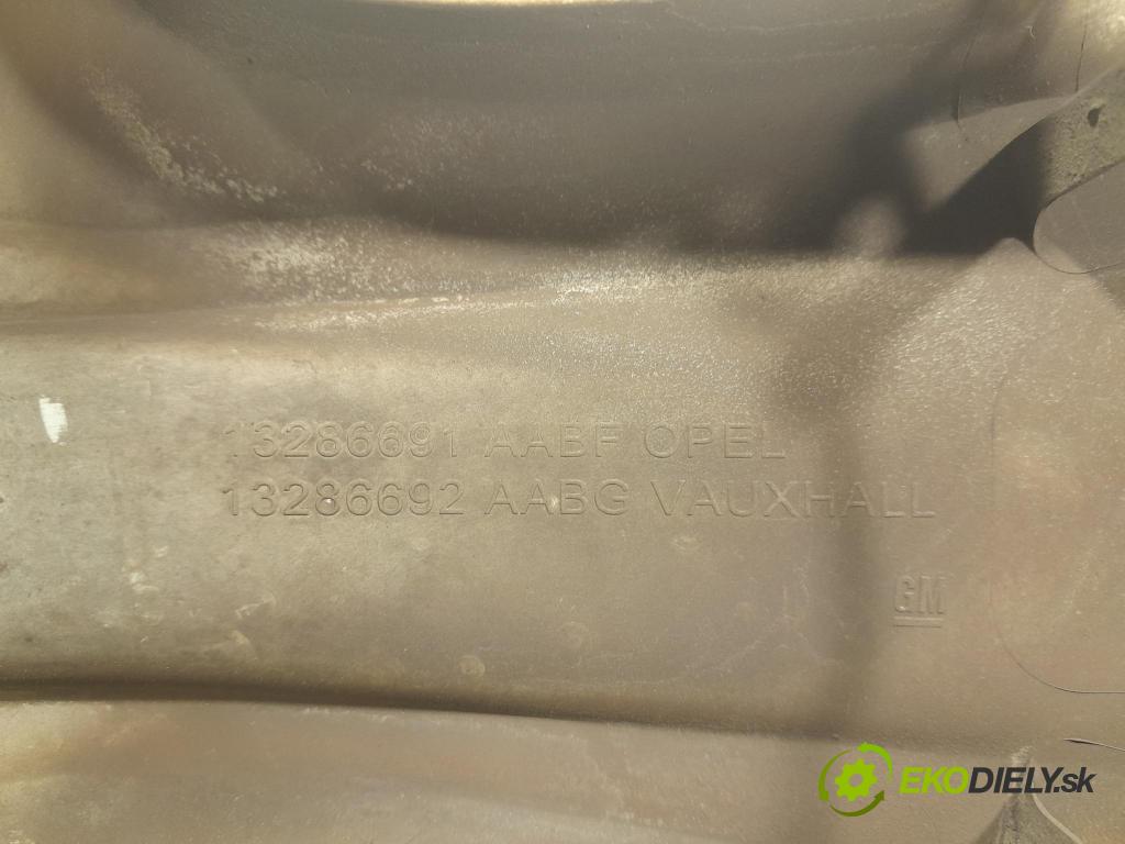 Opel Astra 2011 puklica kola: 13286691